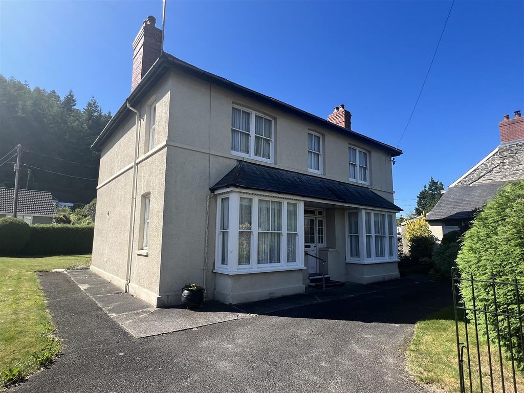 3 bed detached house for sale in Talybont SY24, £375,000 Zoopla