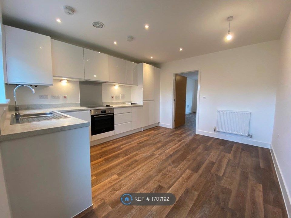 3 bed end terrace house to rent in Whitaker Road, Bath BA2 Zoopla