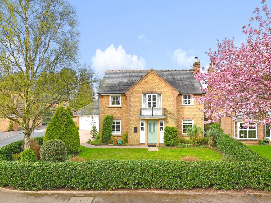 4 bed detached house for sale in Appleby Avenue, Knaresborough HG5, £