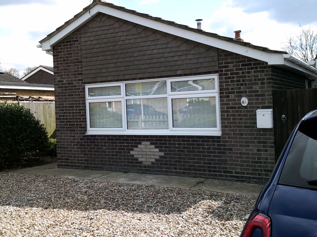2 bed bungalow to rent in Woodcutters Way, Lakenheath IP27, £1,200 pcm Zoopla