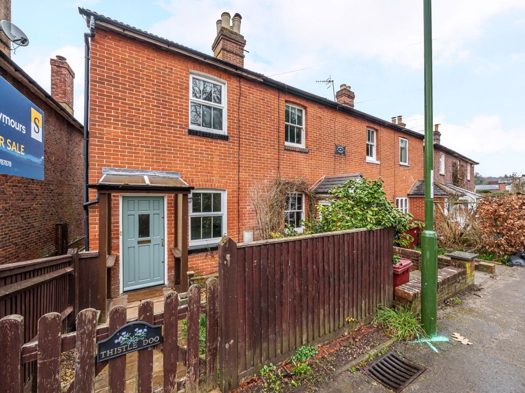 2 bed end terrace house for sale in Haslemere, West Sussex GU27 Zoopla