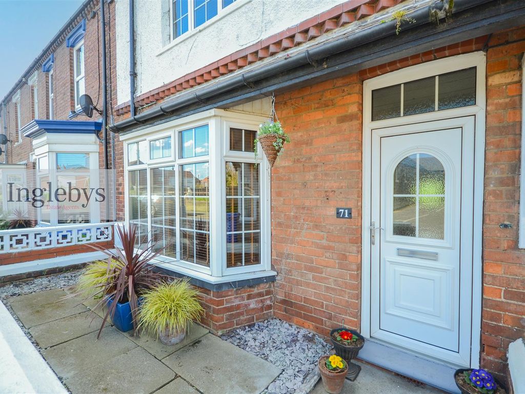 5 bed terraced house for sale in Staithes Lane, Staithes, SaltburnBy