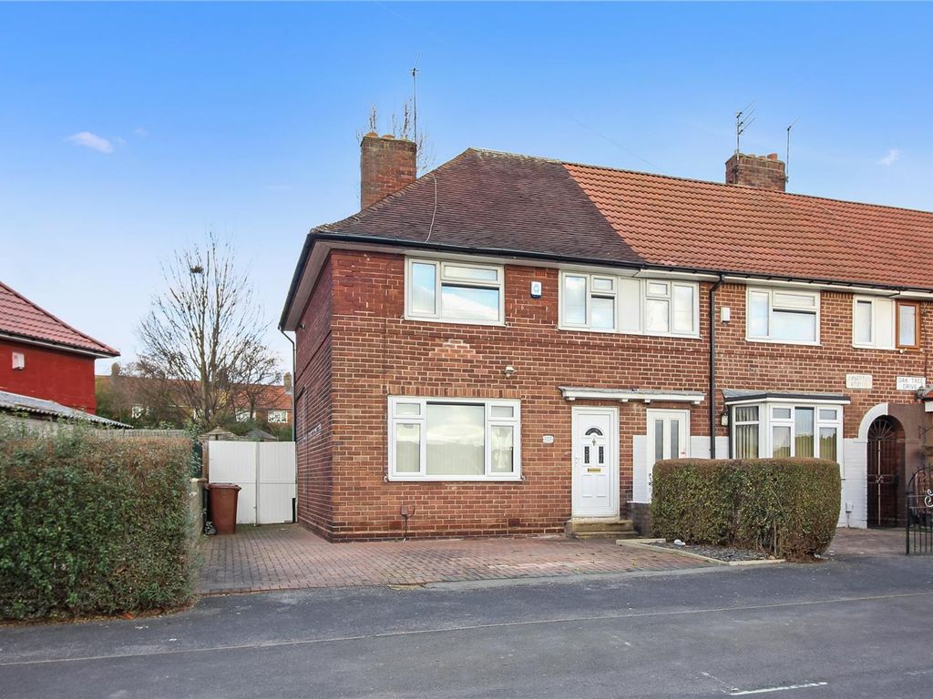 3 bed end terrace house for sale in Amberton Road, Gipton, Leeds LS8, £