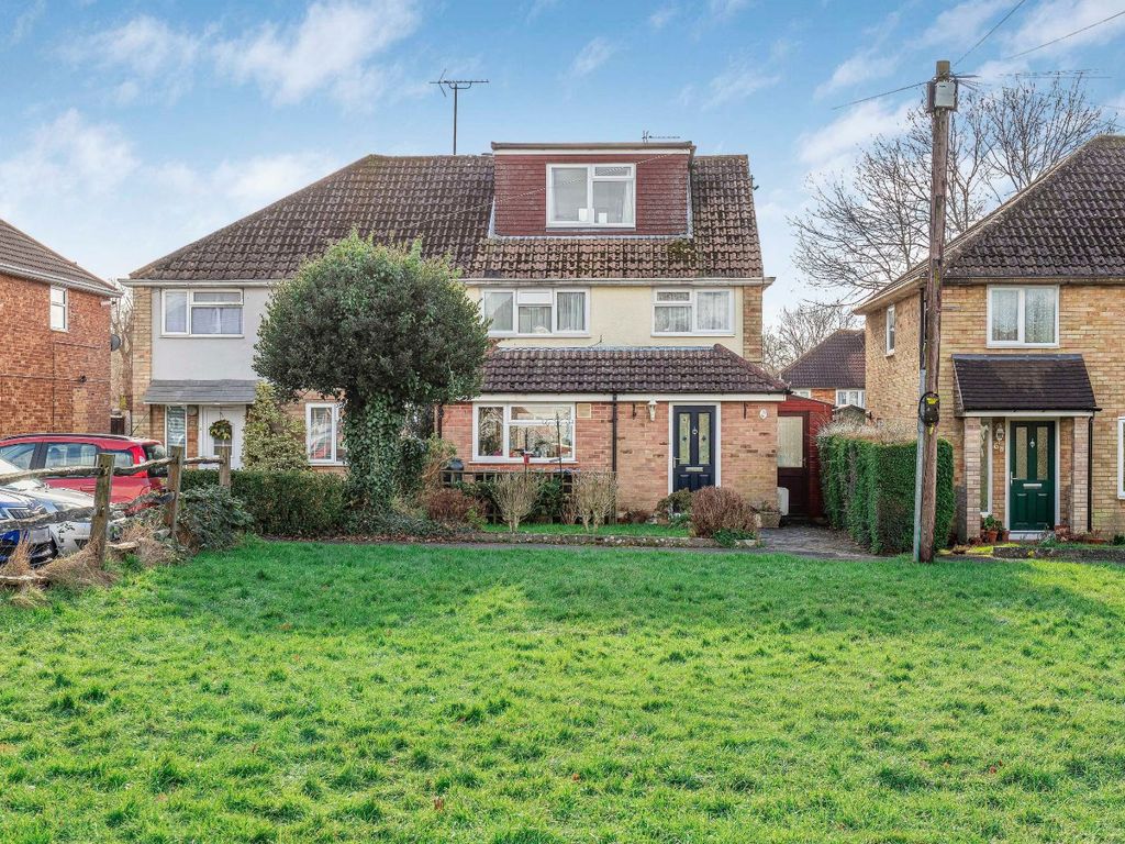 5 bed semidetached house for sale in Chanctonbury Road, Burgess Hill, West Sussex RH15 Zoopla