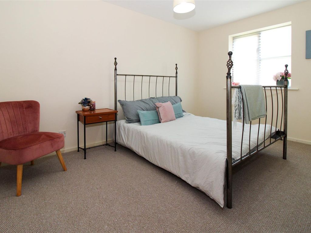 1 bed property for sale in Somerset Gardens, Creighton Road, London N17