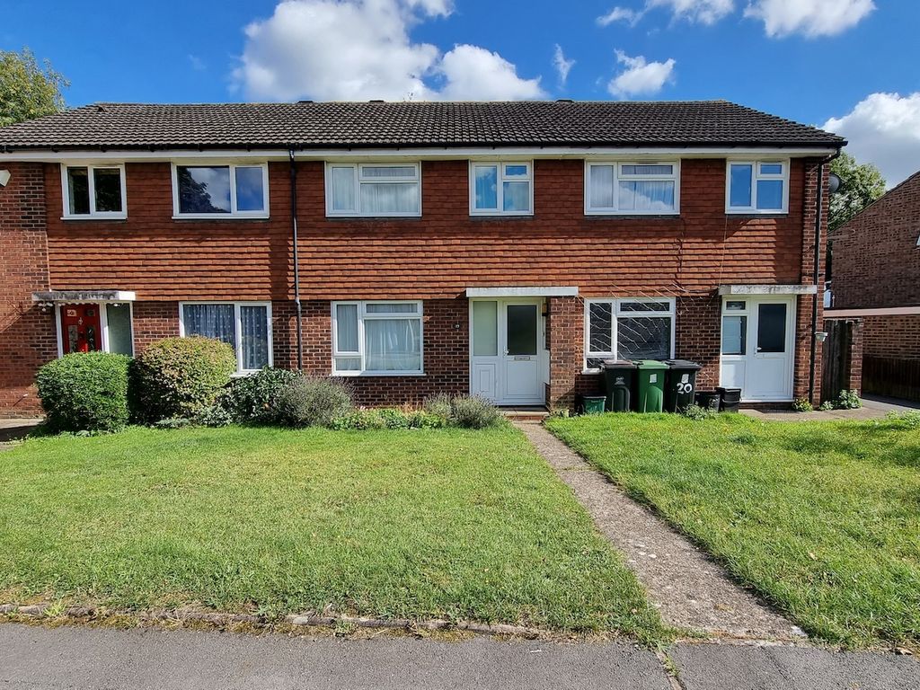 3 bed terraced house for sale in Cheveney Walk, Bromley BR2, £485,000
