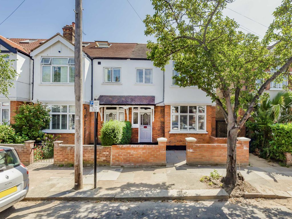 3 bed property for sale in Westbourne Avenue, London W3 Zoopla
