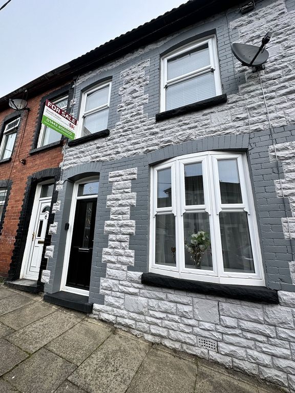 3 bed property for sale in High Street, Tonypandy, Rhondda Cynon Taff