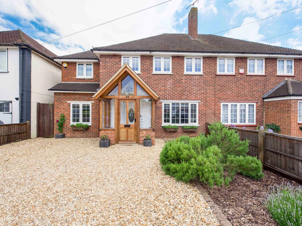 4 bed semidetached house for sale in St Giles Avenue, Ickenham