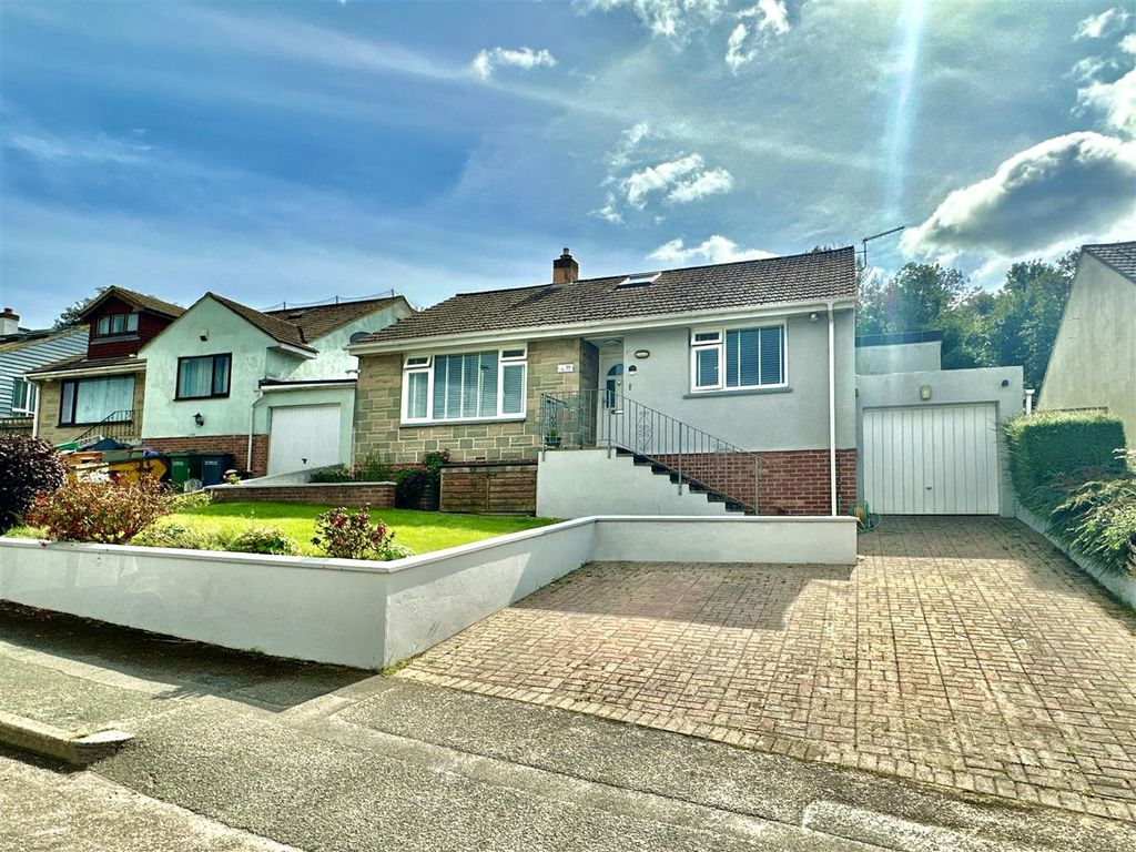 2 bed detached bungalow for sale in Golden Close, St Mary's, Brixham