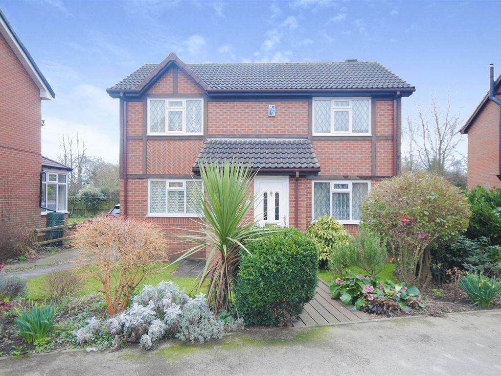 3 bed detached house for sale in Cromwell Rise, Kippax, Leeds LS25 Zoopla