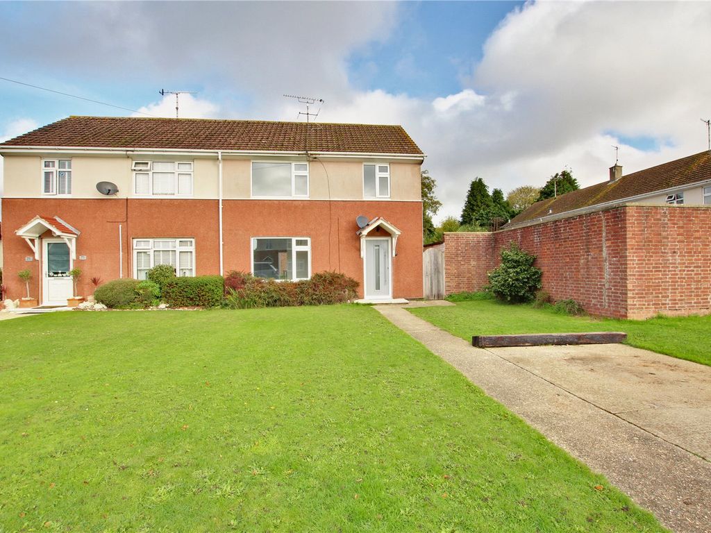 3 bed semidetached house to rent in Sunningdale Road, Worthing, West