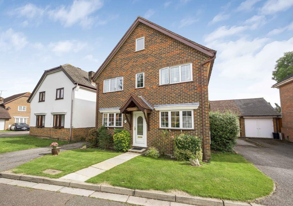 4 bed detached house for sale in Holm Grove, Hillingdon, Middlesex UB10