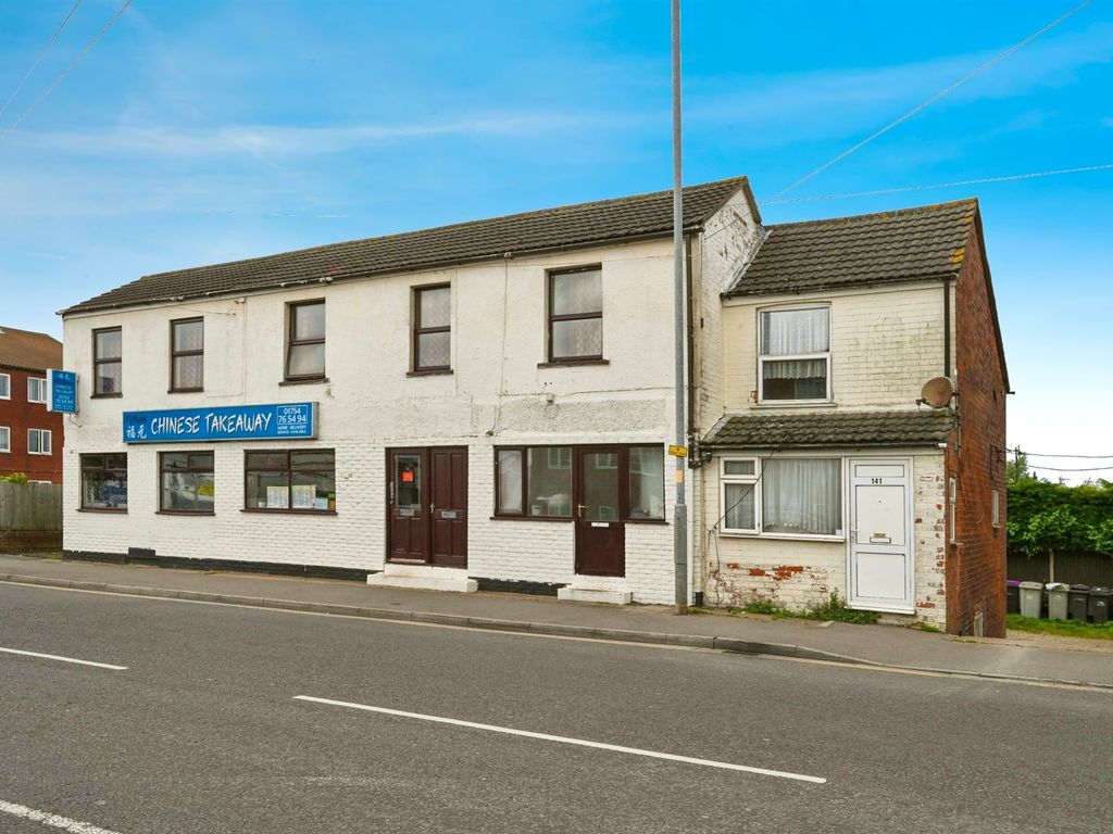 7 bed detached house for sale in Roman Bank, Skegness PE25, £240,000