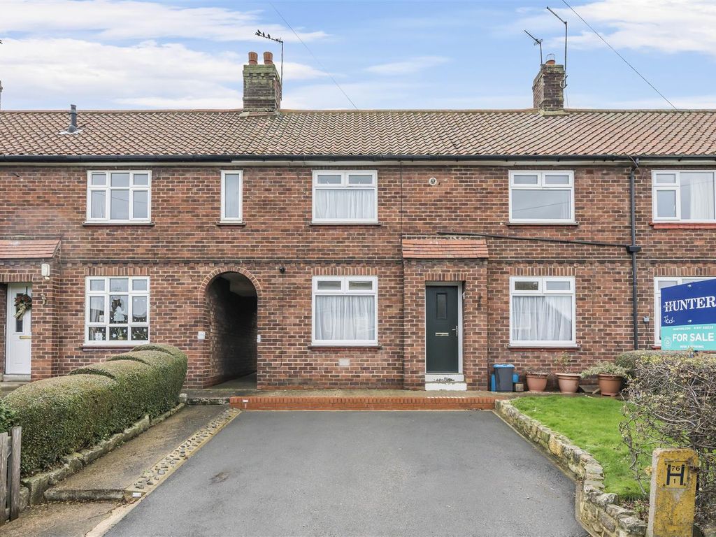 3 bed property for sale in Grange Crescent, Tadcaster LS24 Zoopla