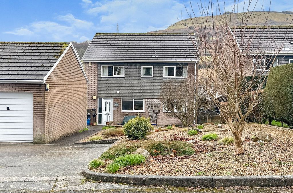 4 bed detached house for sale in Old Rectory Close, Gilwern