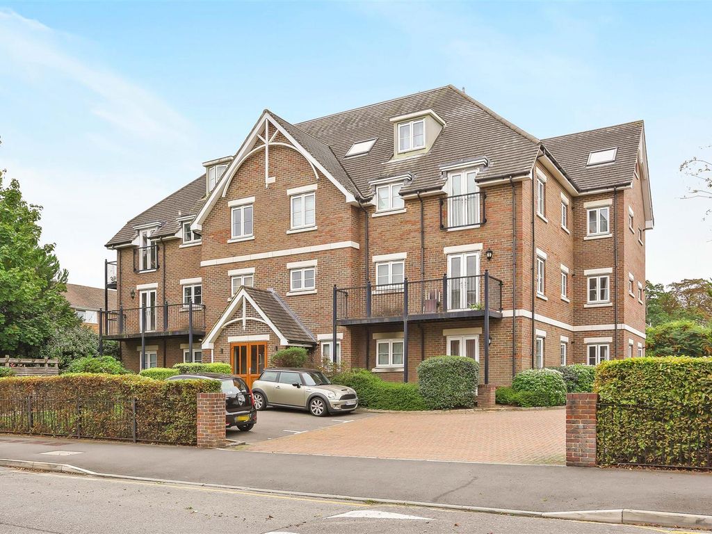 2 bed flat for sale in Mulgrave Road, Sutton SM2, £375,000 Zoopla