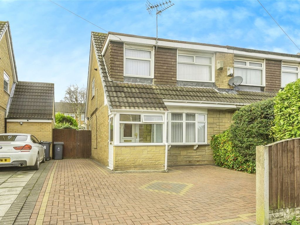 3 bed semidetached house for sale in Grassington Crescent, Liverpool