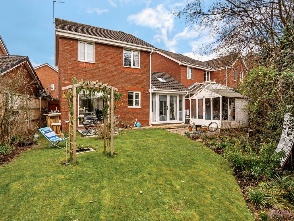 3 bed detached house for sale in St Saviours Rise, Bristol BS36 Zoopla