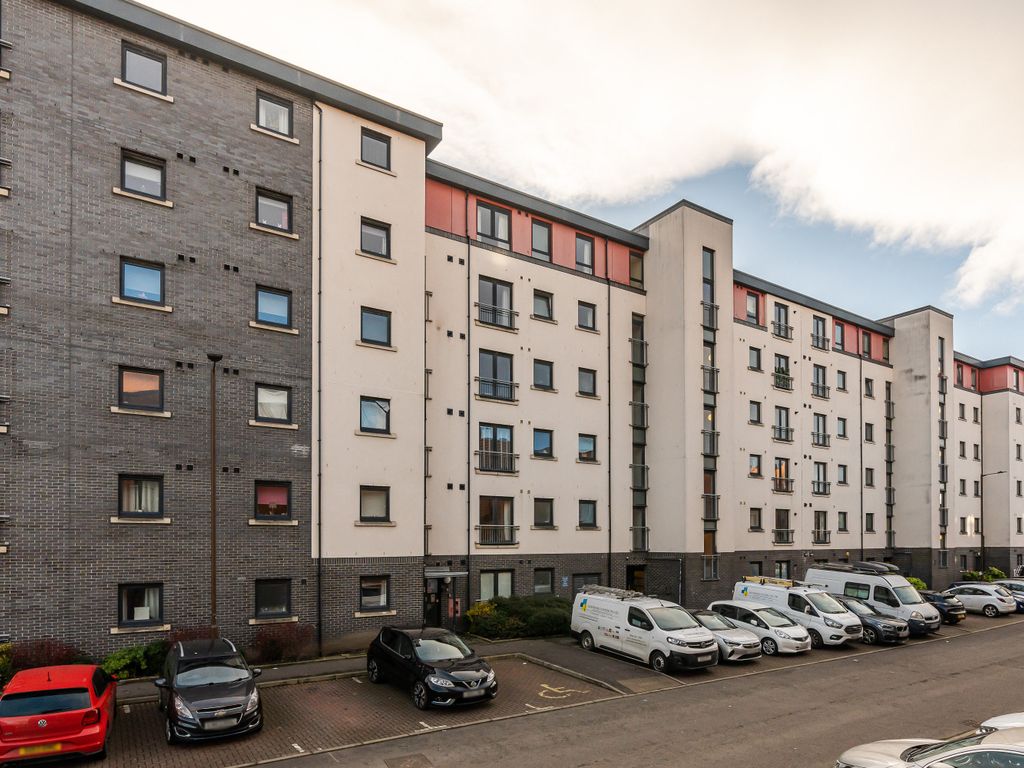 10/18 Tinto Place, Edinburgh EH6  