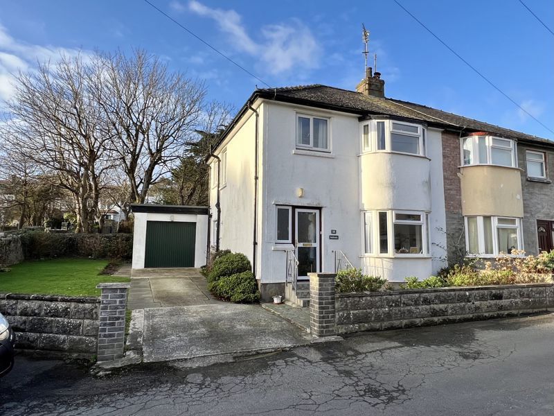 3 bed semidetached house for sale in Y Gors, Holyhead LL65 Zoopla