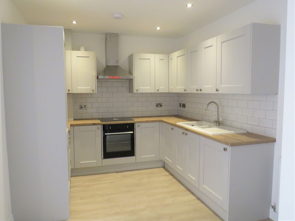 1 bed flat to rent in High Street, Soham, Ely CB7, £1,050 pcm Zoopla