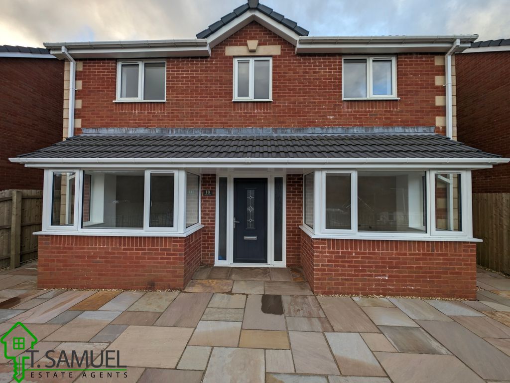 4 bed detached house for sale in Valley View, Ynysboeth, Abercynon CF45