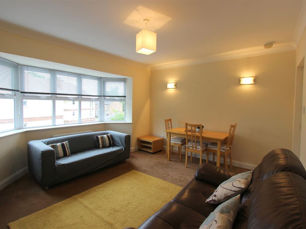 2 bed flat to rent in Stanhope Road South, Darlington DL3, £685 pcm
