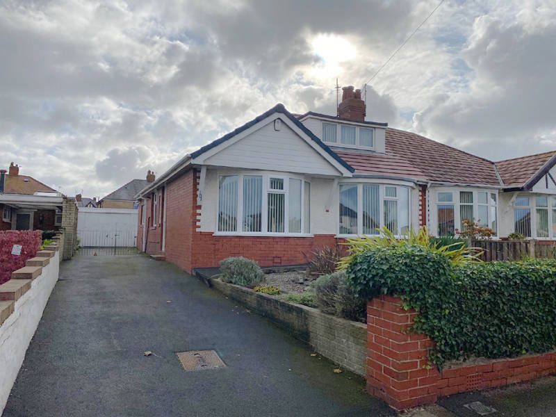 2 bed semidetached bungalow for sale in Fleetwood Road, Thornton