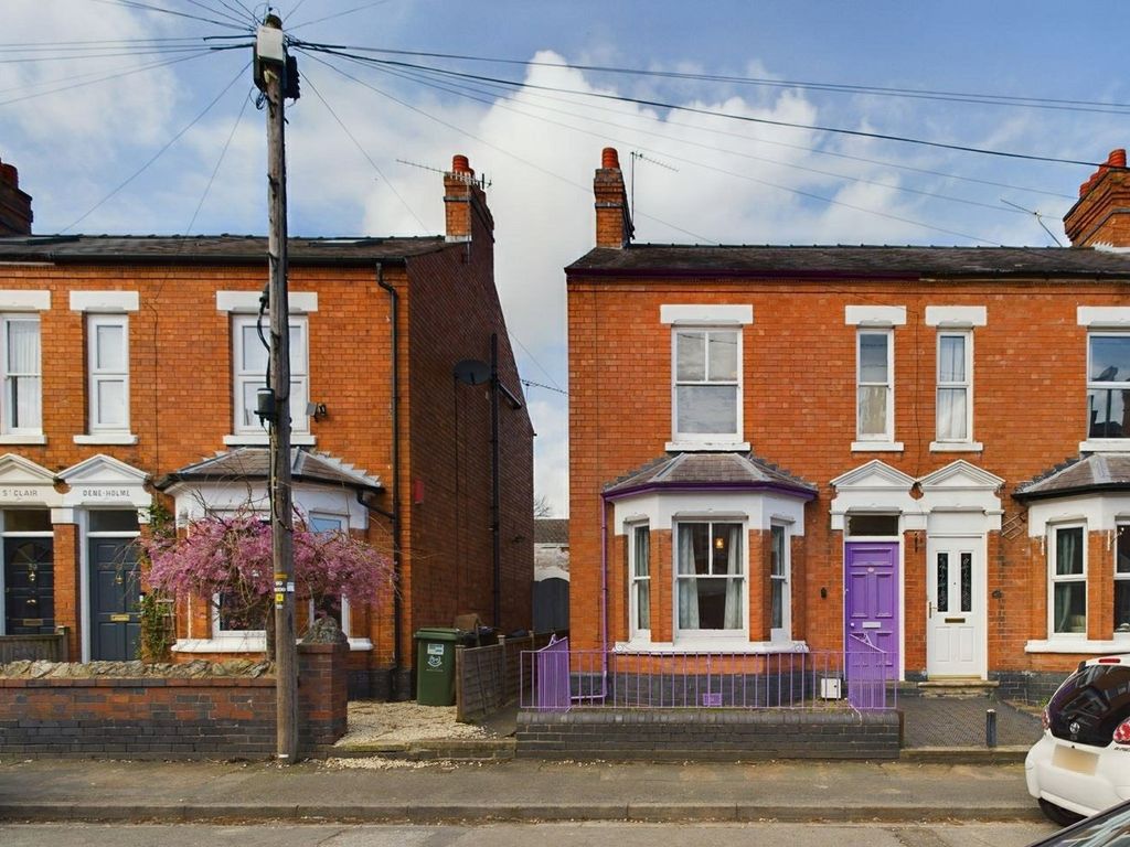 3 bed semidetached house for sale in Nelson Road, Worcester