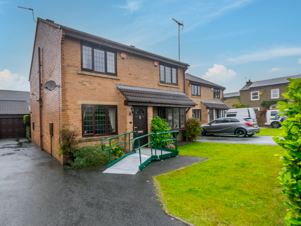 2 bed semidetached house for sale in Marsh, Pudsey LS28 Zoopla