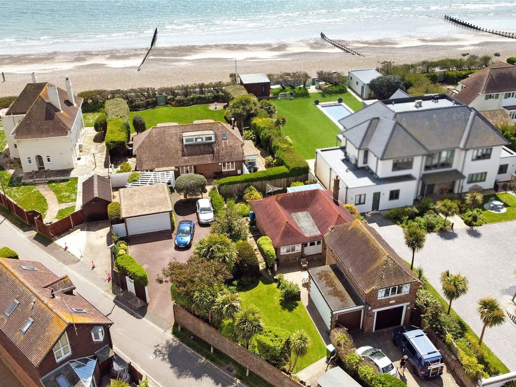 3 bed bungalow for sale in Seafield Road, East Preston, West Sussex