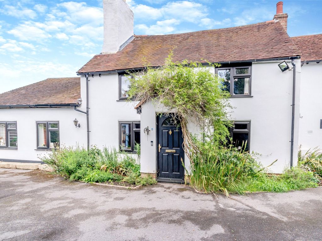 4 bed detached house for sale in Broad Street, Wood Street Village