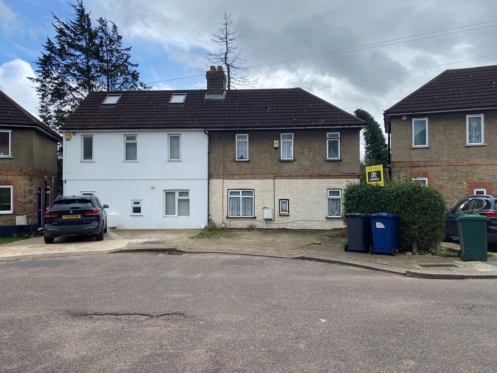 2 bed semidetached house for sale in Riverside, London NW4 Zoopla