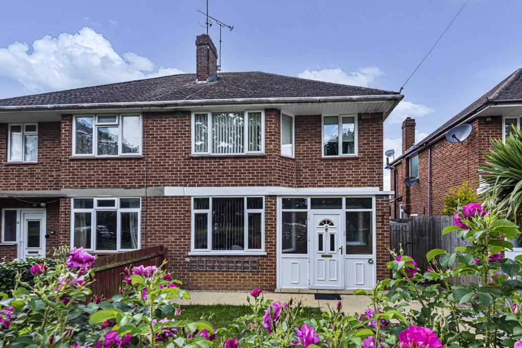 3 bed semidetached house for sale in Banbury, Oxfordshire OX16 Zoopla