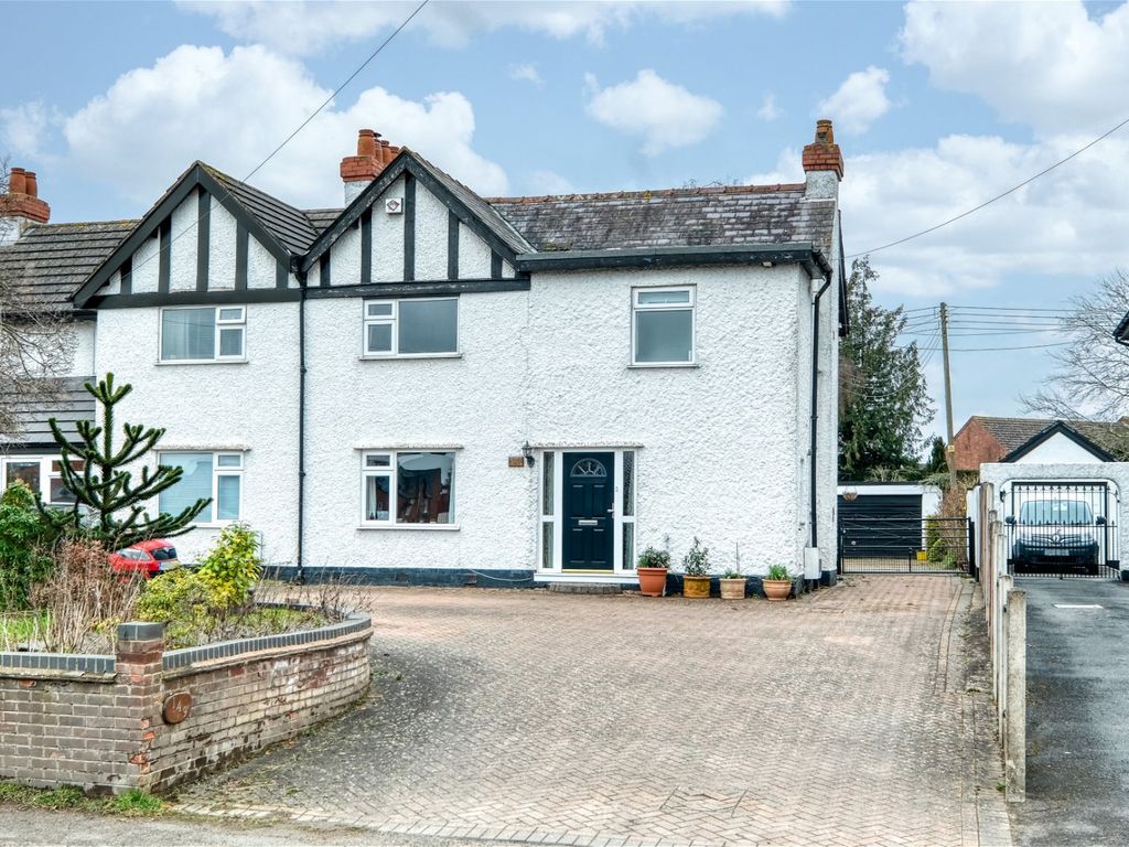 4 bed semidetached house for sale in Main Road, Kempsey, Worcester WR5