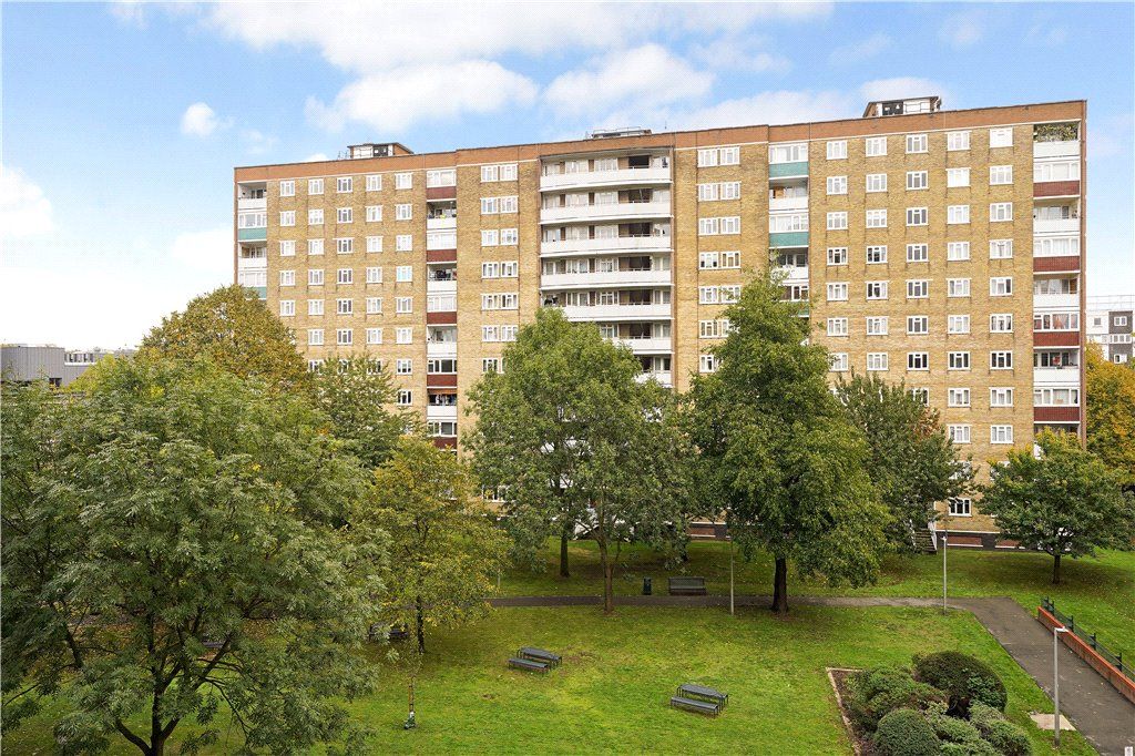 Dagnall Street Battersa London SW11