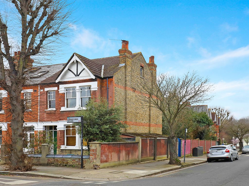 3 bed end terrace house for sale in Hereford Road, Ealing W5 Zoopla