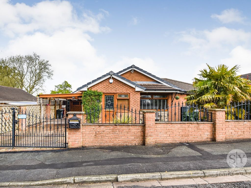 4 bed detached bungalow for sale in Durham Road, Wilpshire, Blackburn