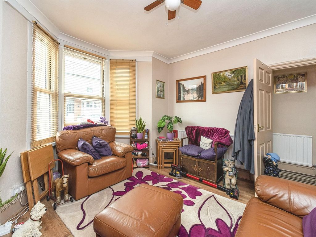 West Terrace, Penarth CF64  