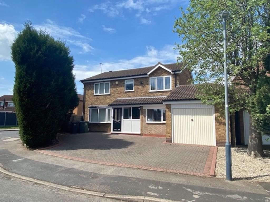 4 bed detached house for sale in Ascot Close, Bedworth, Warwickshire