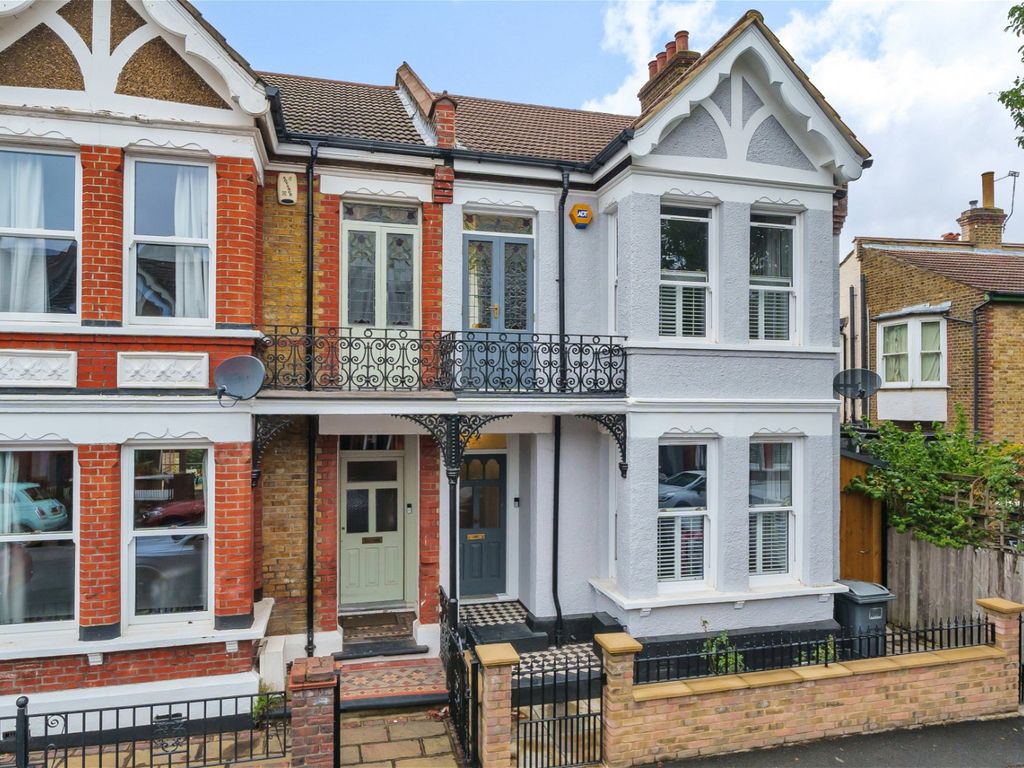 5 bed semidetached house for sale in Kendall Road, Beckenham BR3, £