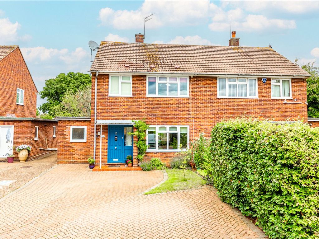 4 bed semidetached house for sale in Boundary Lane, Welwyn Garden City