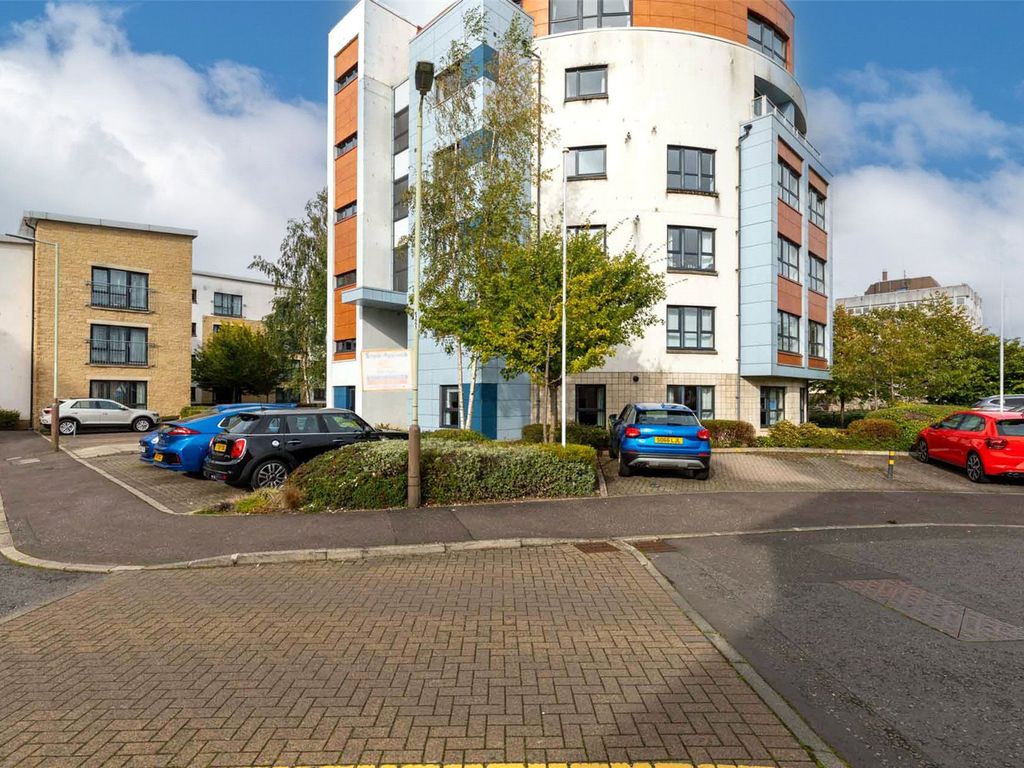 2 bed flat for sale in The Broch, Monart Road, Perth PH1, £150,000 Zoopla
