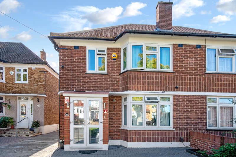 Merryhill Close, London E4