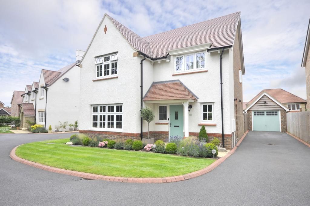 4 bed detached house for sale in Capstone Drive, Calne, Wiltshire SN11