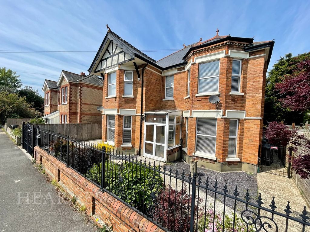 7 bed detached house for sale in Richmond Wood Road, Queens Park