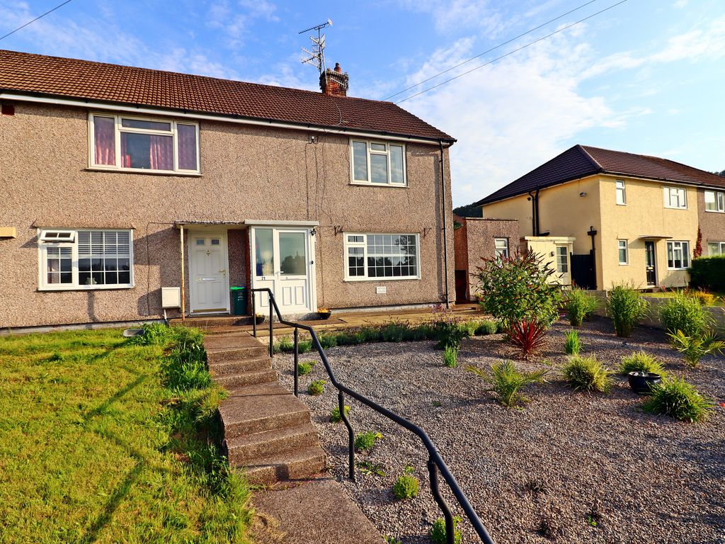 2 bed flat for sale in Heol Illtyd, Llantrisant, Pontyclun CF72 Zoopla