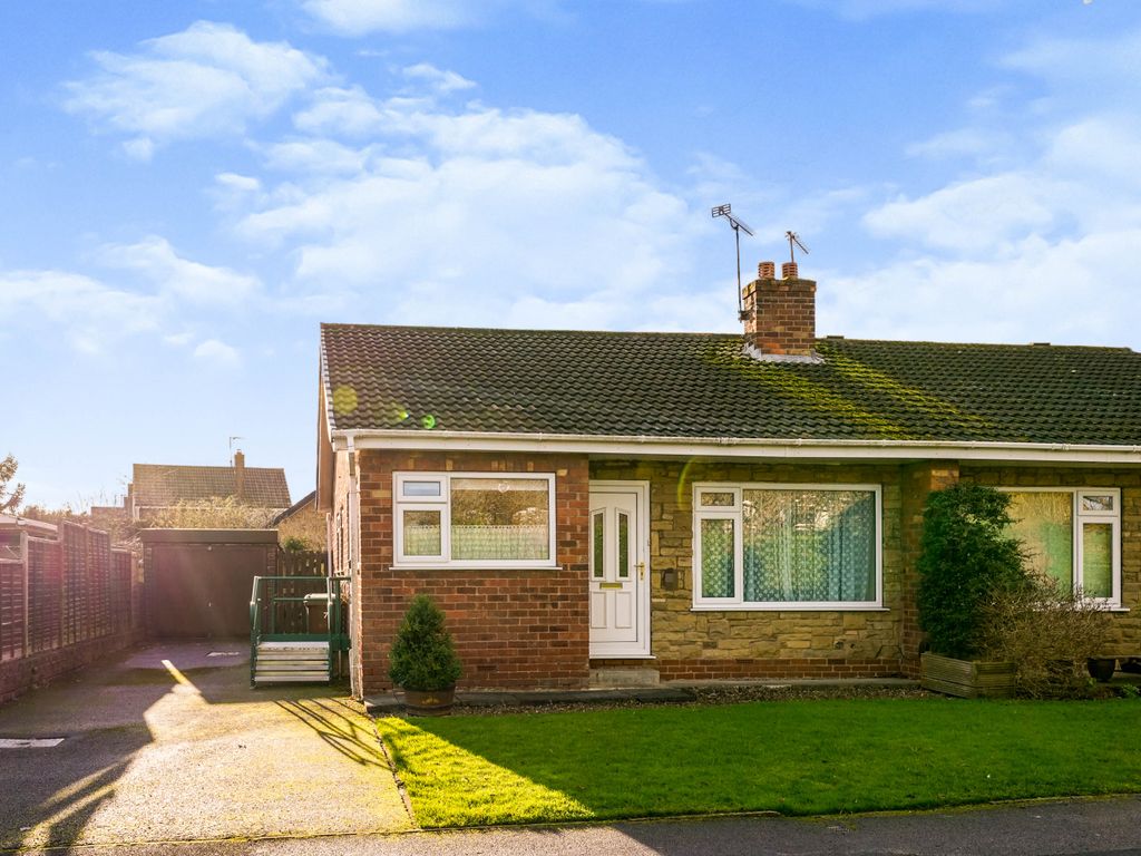 2 bed semidetached bungalow for sale in Carleton Drive, Wetherby LS23
