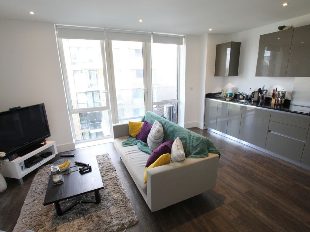 1 bed flat to rent in Naval House, Victory Parade, Plumstead Road SE18